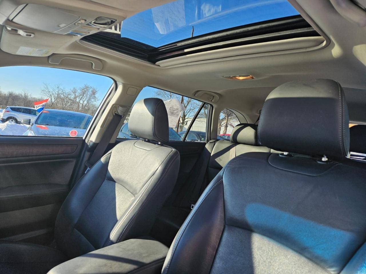 2016 Subaru Outback 2.5i w/Limited Pkg Photo