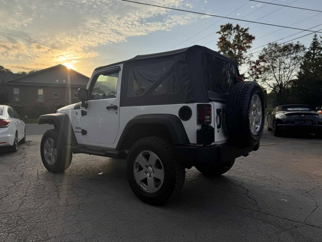 2017 Jeep Wrangler SPORT - Photo #5