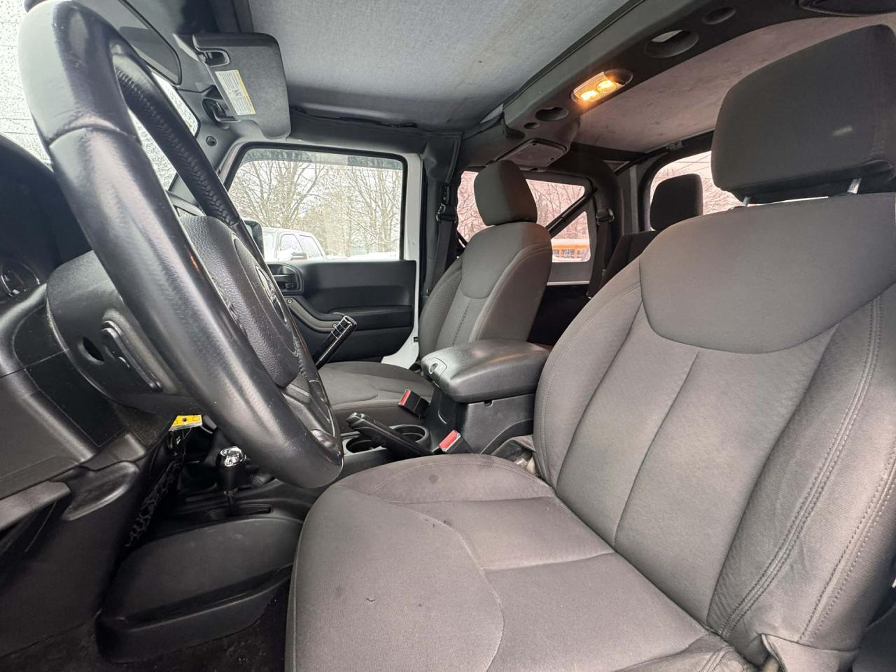 2017 Jeep Wrangler SPORT Photo