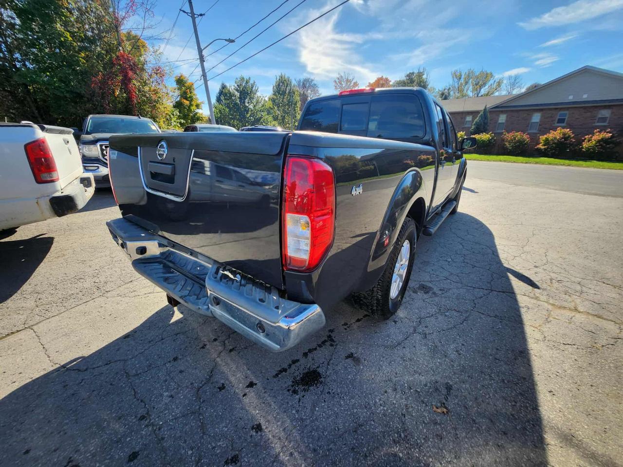 2015 Nissan Frontier SV - Photo #6