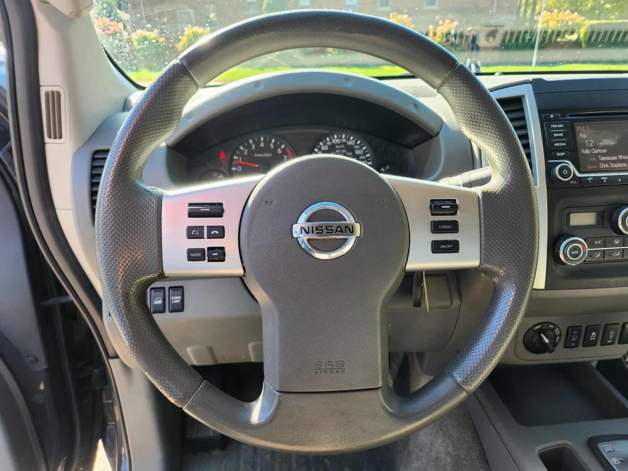 2015 Nissan Frontier SV - Photo #13