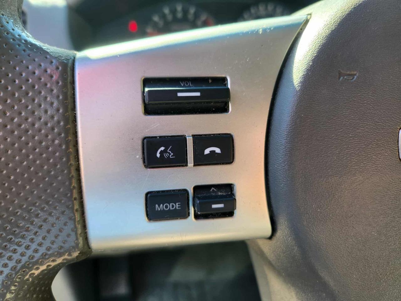 2015 Nissan Frontier SV - Photo #14