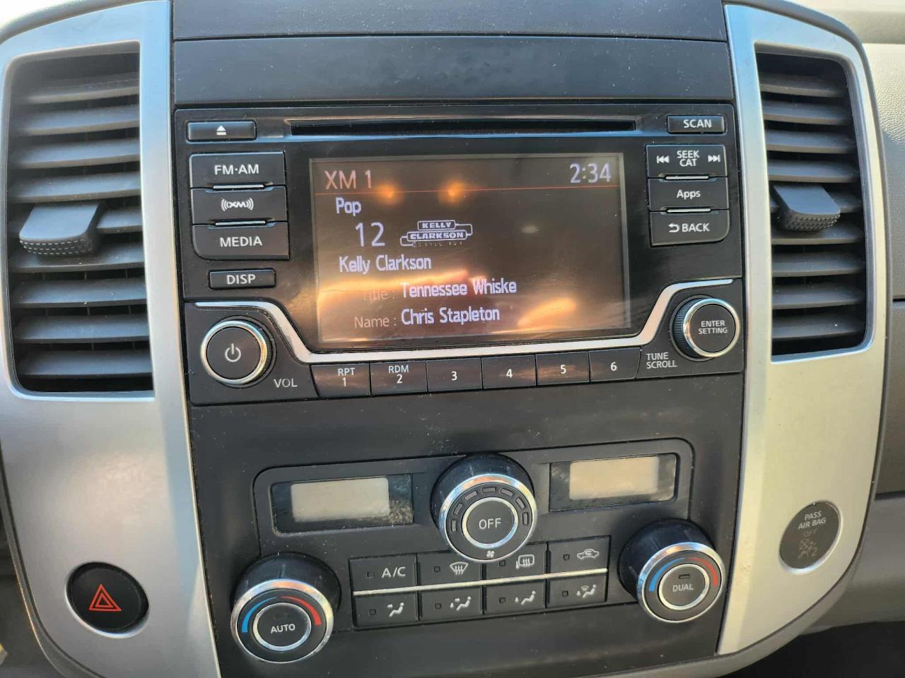 2015 Nissan Frontier SV - Photo #18