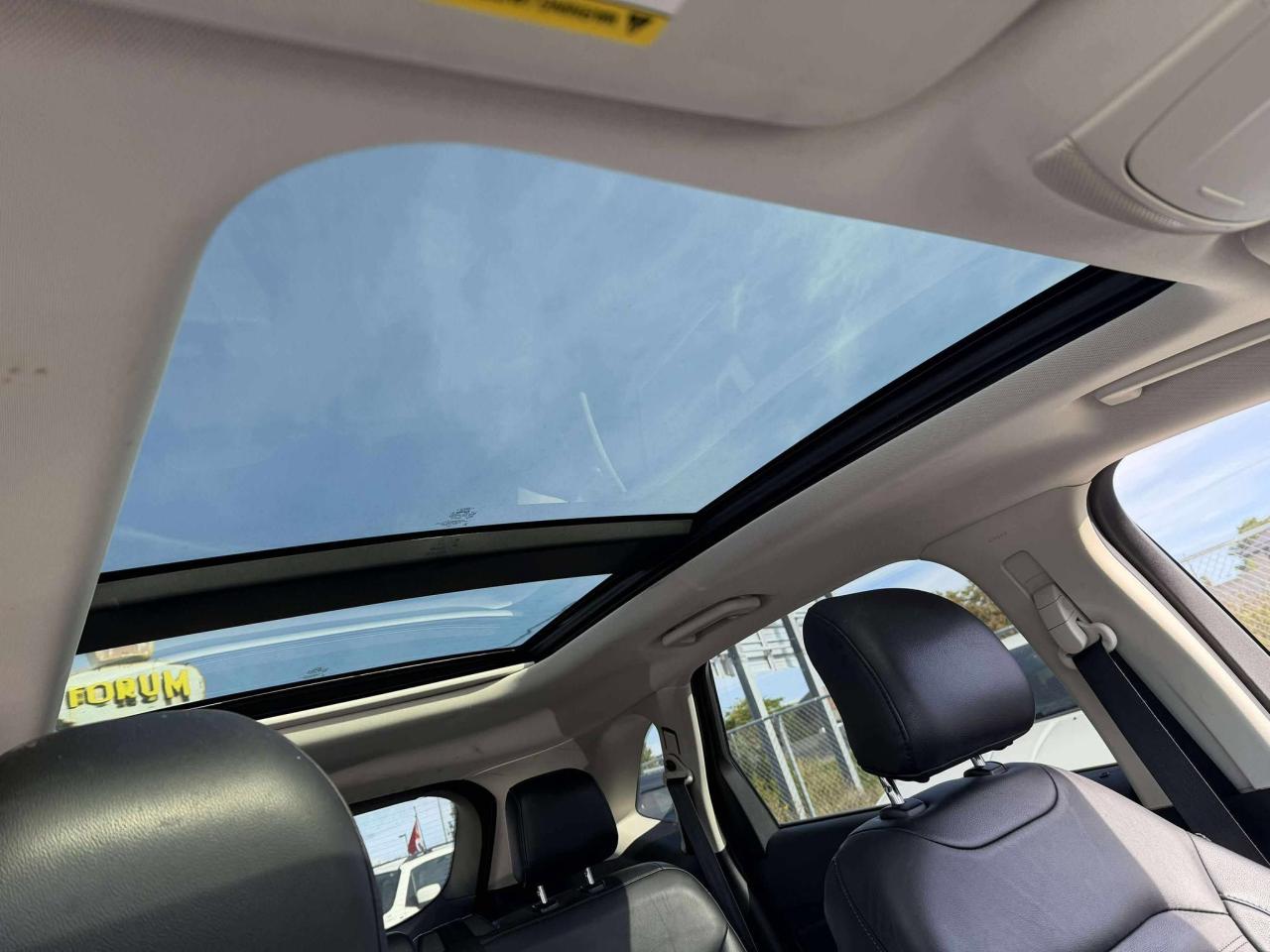 2016 Ford Edge SEL - Photo #17