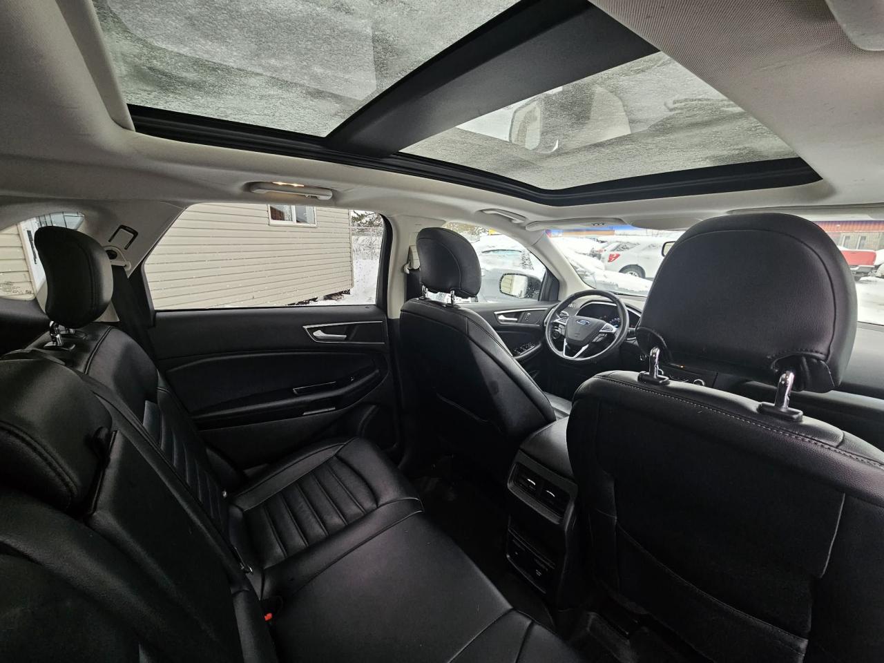 2016 Ford Edge SEL Photo