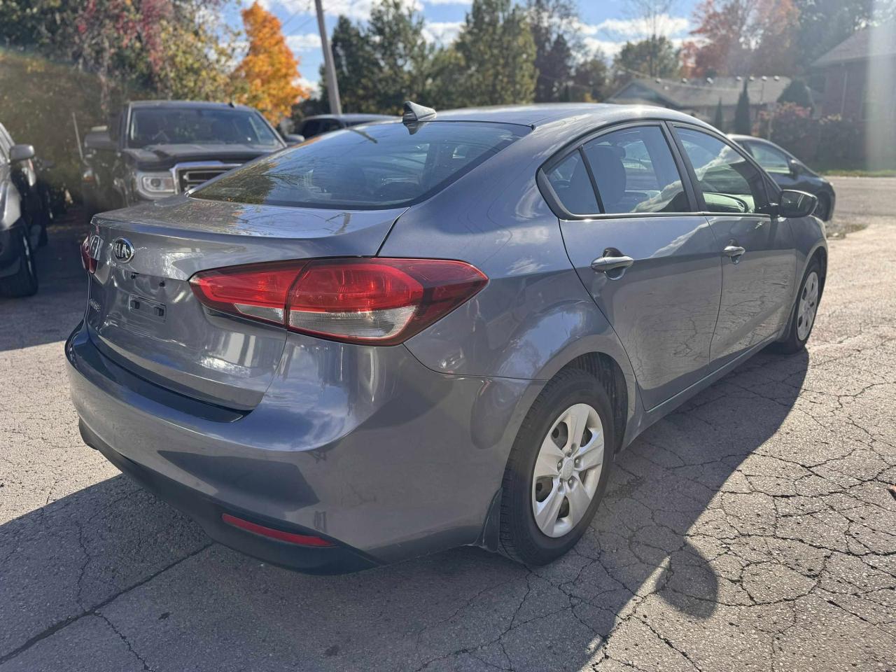 2017 Kia Forte LX - Photo #7