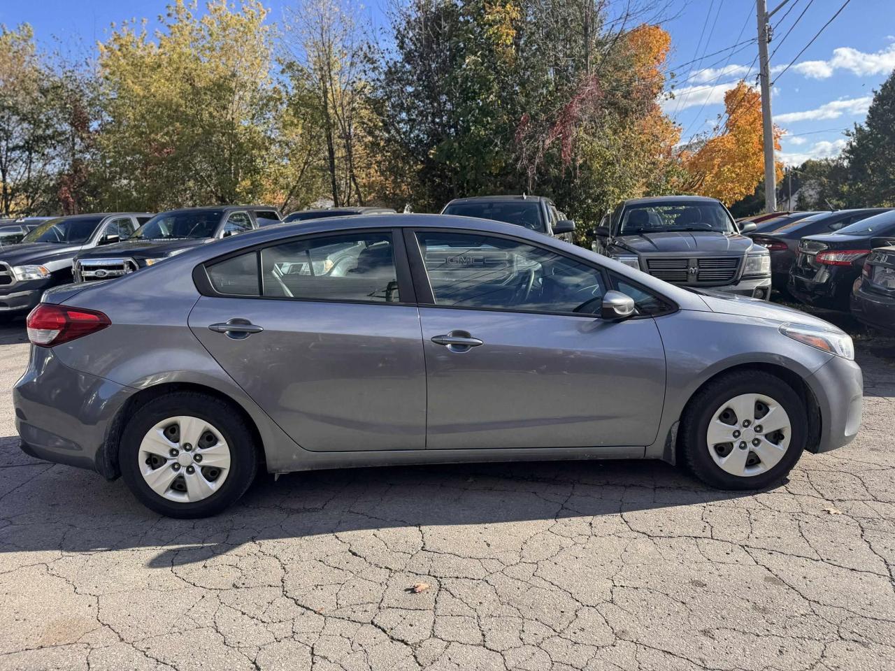 2017 Kia Forte LX - Photo #8