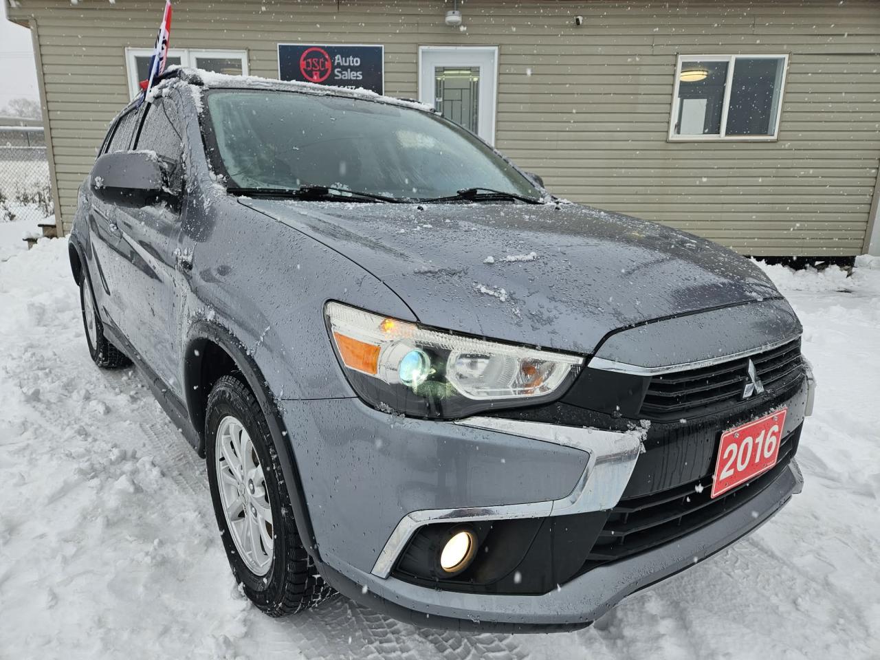 2016 Mitsubishi RVR SE Limited Edition - Photo #1