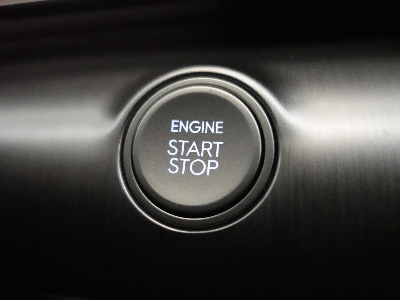 2024 Hyundai KONA PREFERRED | Trend Pkg | AWD | Leather | Pano roof Photo