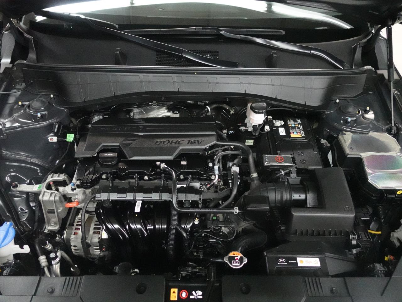 2024 Hyundai KONA PREFERRED | Trend Pkg | AWD | Leather | Pano roof Photo