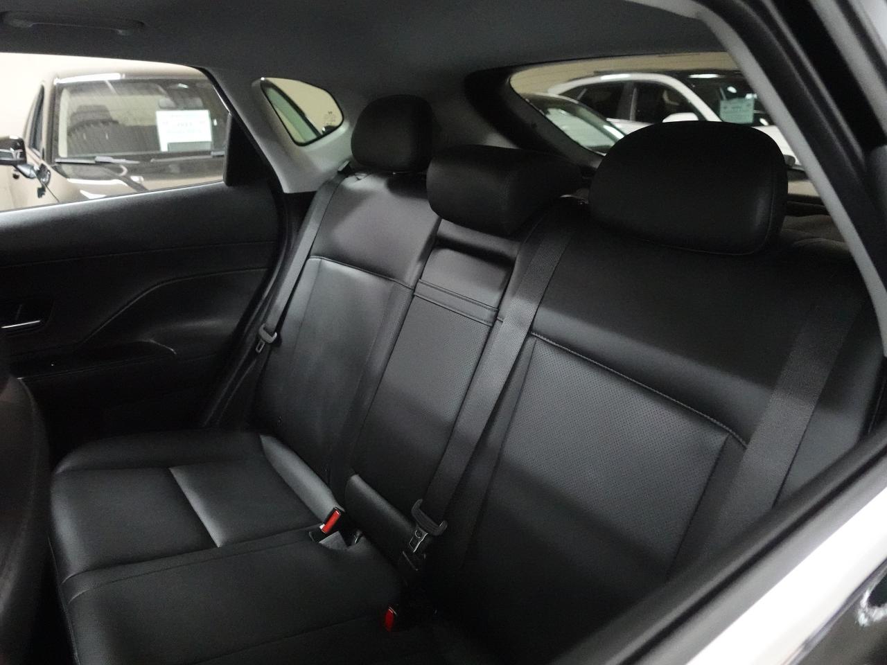 2024 Hyundai KONA PREFERRED | Trend Pkg | AWD | Leather | Pano roof Photo