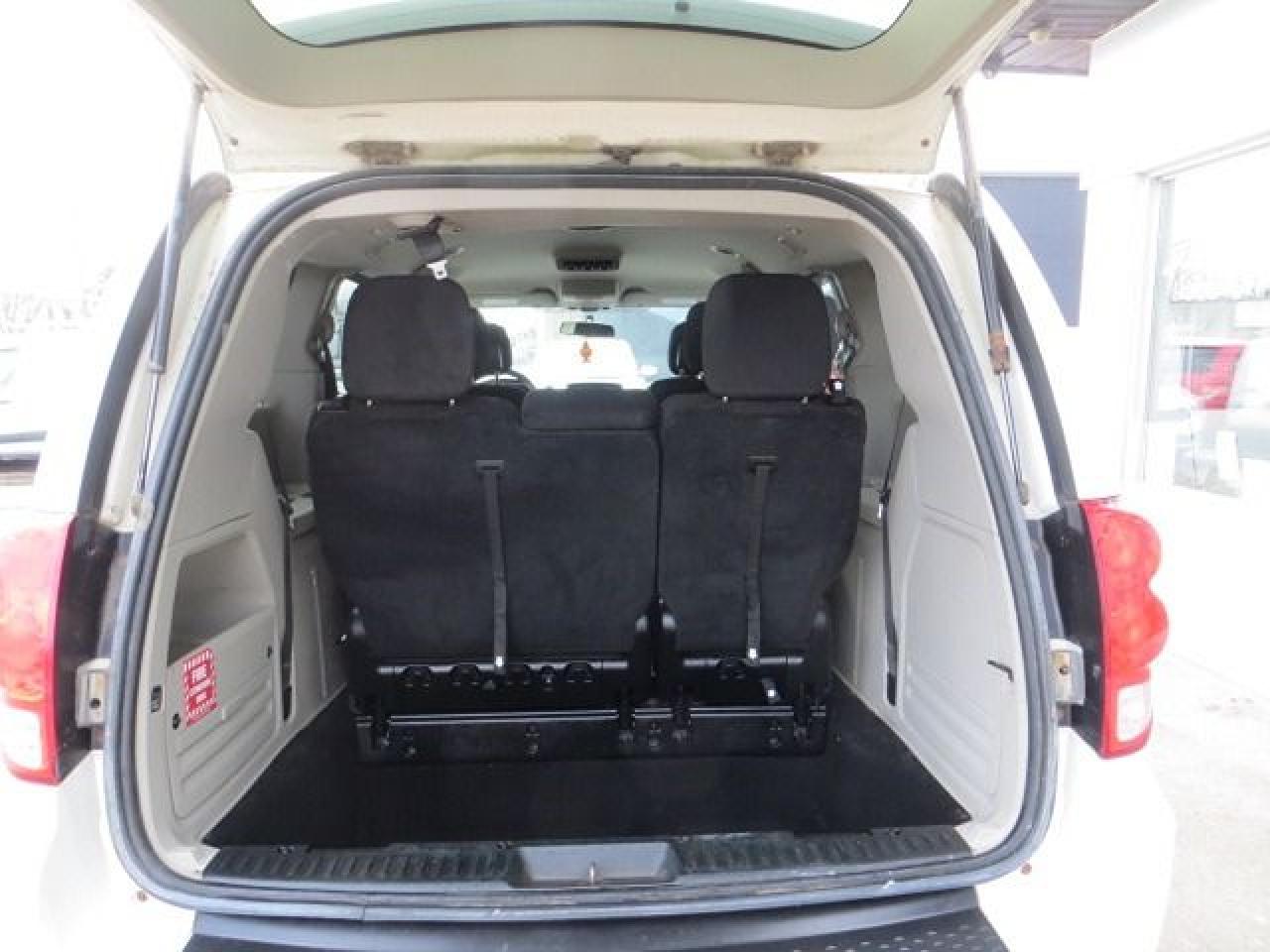 2018 Dodge Grand Caravan CERTIFIED, SXT, FULL STOW & GO 7 PASSENGERS - Photo #12