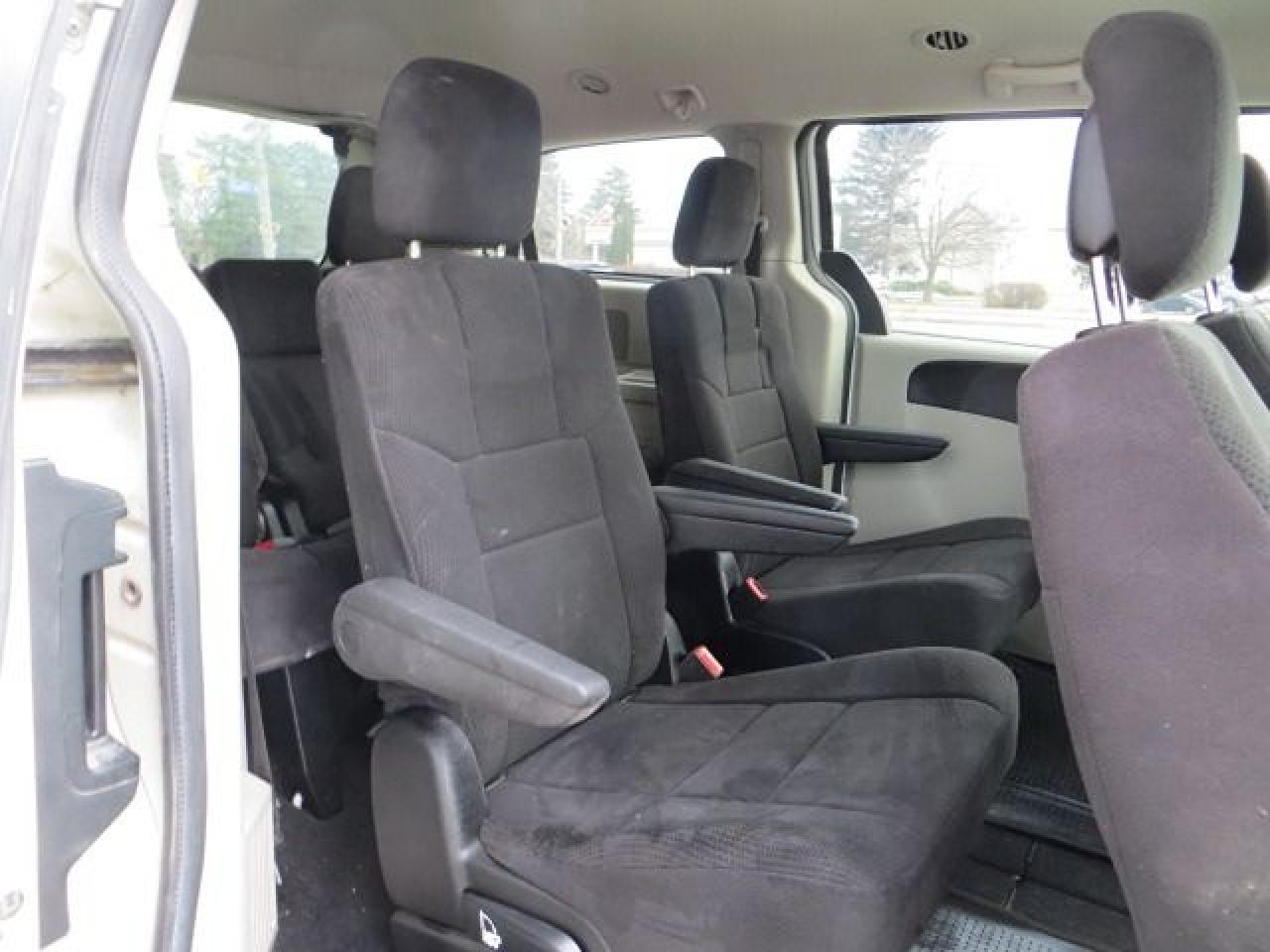 2018 Dodge Grand Caravan CERTIFIED, SXT, FULL STOW & GO 7 PASSENGERS - Photo #14