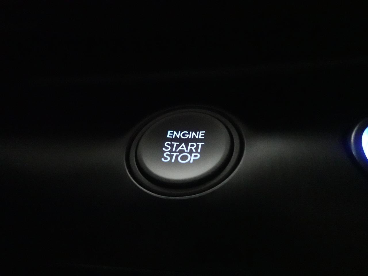 2024 Hyundai KONA PREFERRED | Trend Pkg | AWD | Leather | Pano roof