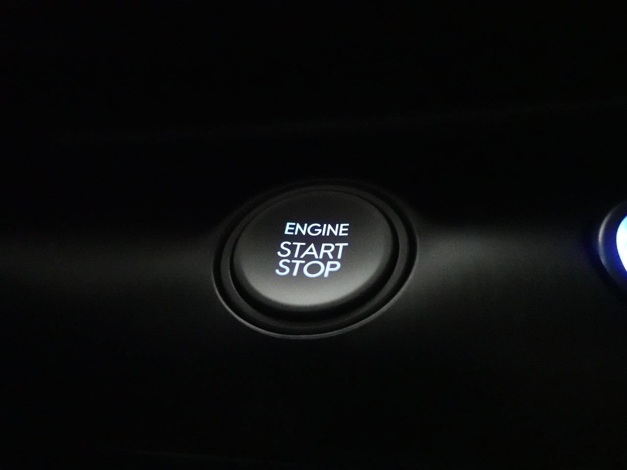 2024 Hyundai KONA PREFERRED | Trend Pkg | AWD | Leather | Pano roof Photo