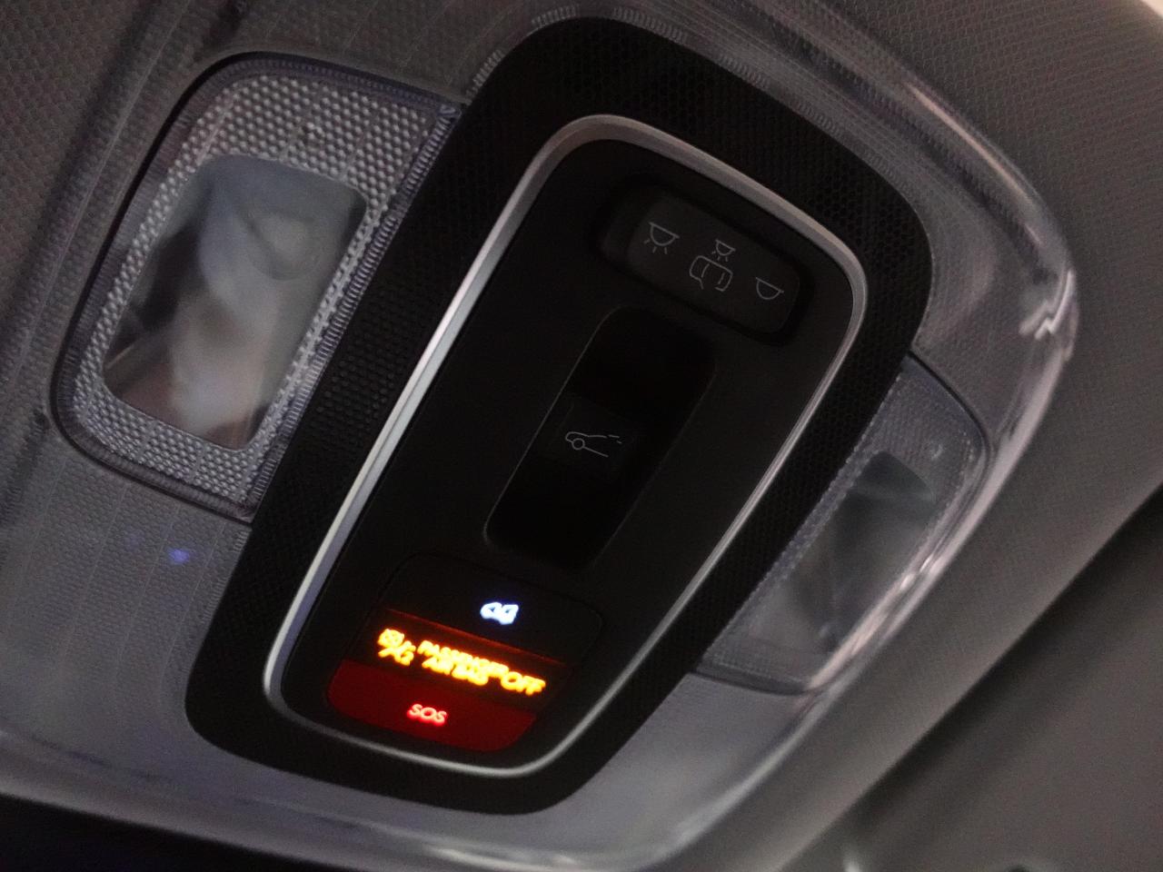 2024 Hyundai KONA PREFERRED | Trend Pkg | AWD | Leather | Pano roof