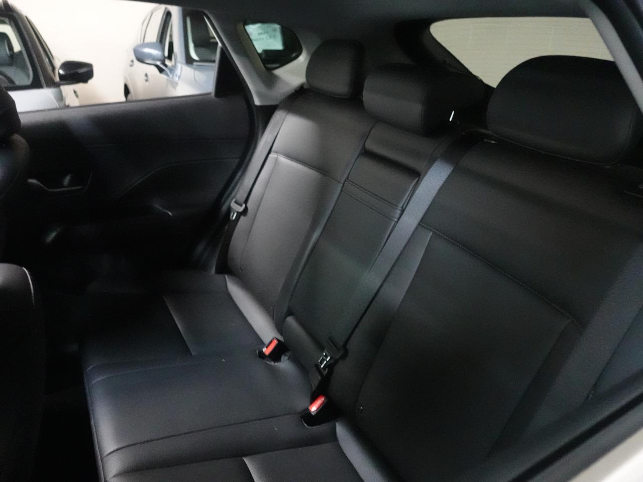 2024 Hyundai KONA PREFERRED | Trend Pkg | AWD | Leather | Pano roof Photo