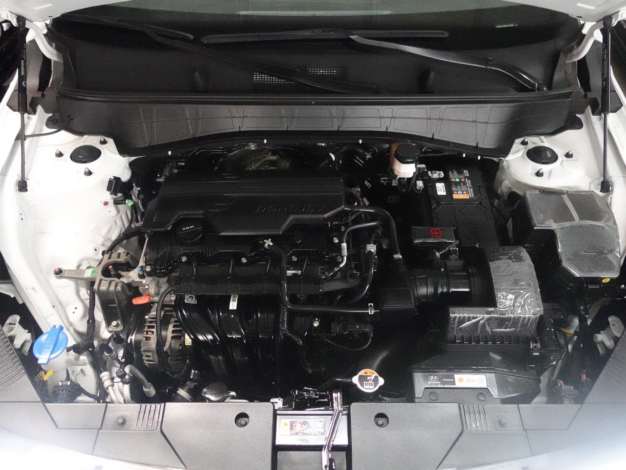 2024 Hyundai KONA PREFERRED | Trend Pkg | AWD | Leather | Pano roof Photo