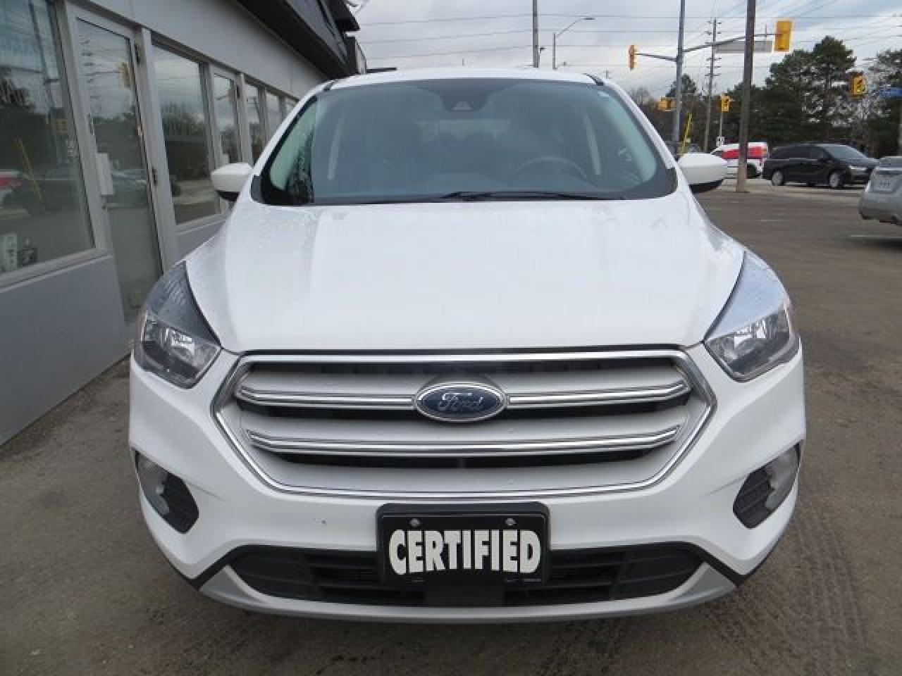 2018 Ford Escape CERTIFIED, 4WD, REAR CAMERA, HEATED SEATS - Photo #3