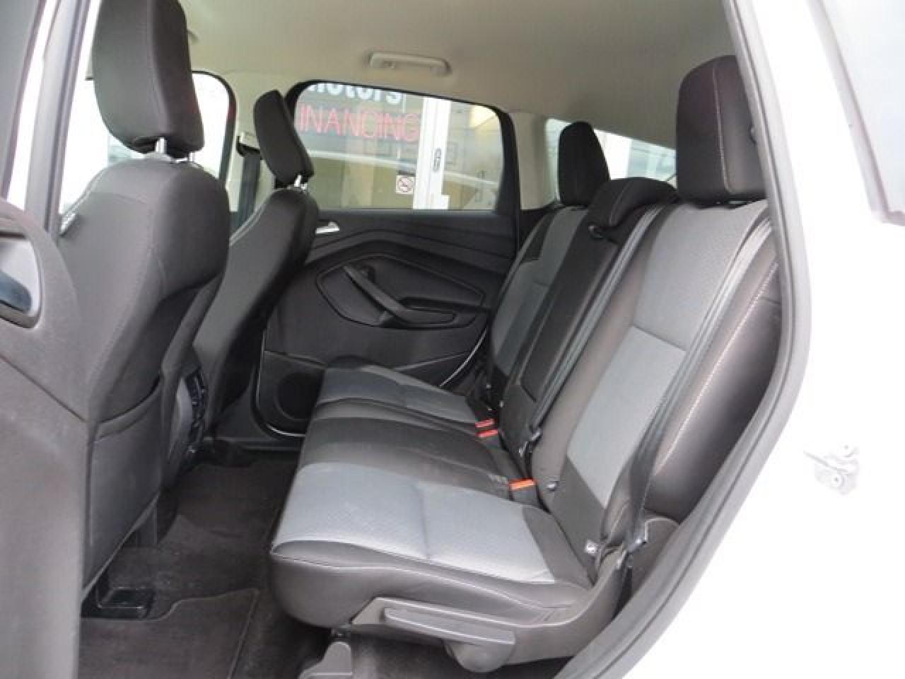 2018 Ford Escape CERTIFIED, 4WD, REAR CAMERA, HEATED SEATS - Photo #10