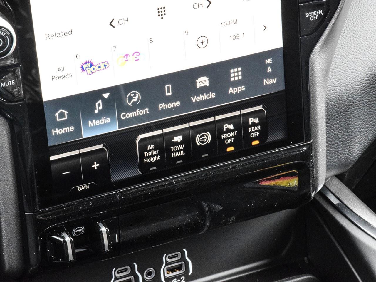 2026 RAM 2500 Laramie 4x4 Crew Cab 6'4" Box Photo