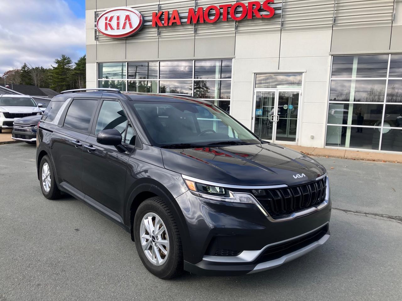 Used 2023 Kia Carnival LX+ for sale in Hebbville, NS