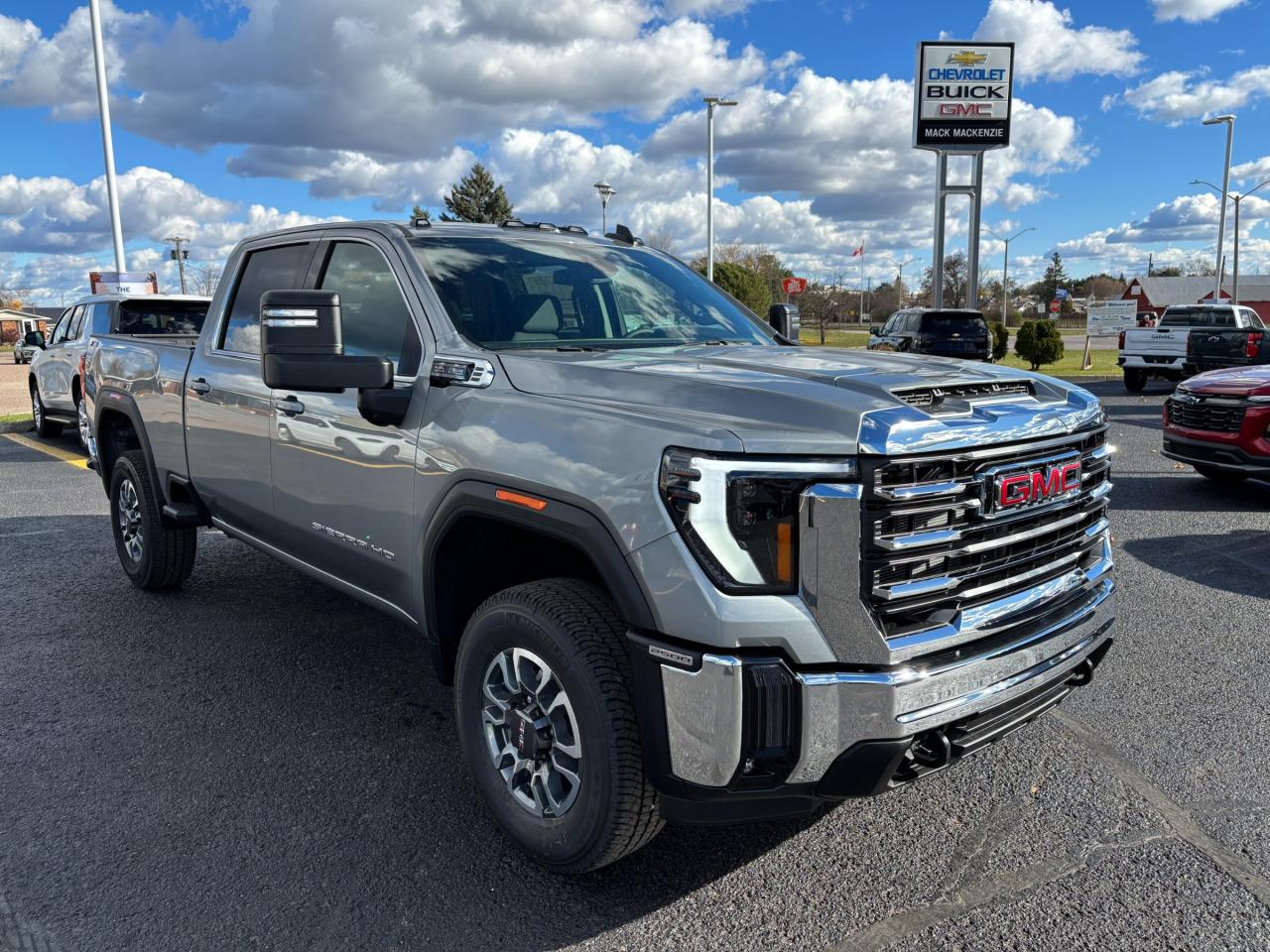 2026 GMC Sierra 2500 HD 2026 GMC Sierra 2500HD SLE Crew Cab 4WD Photo