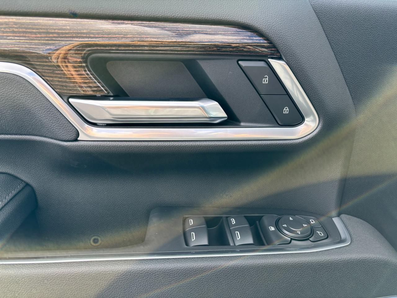 2026 GMC Sierra 2500 HD 2026 GMC Sierra 2500HD SLE Crew Cab 4WD Photo