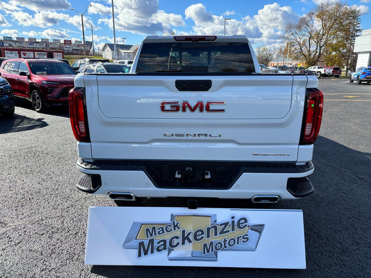 2026 GMC Sierra 1500 2026 GMC Sierra Denali 4WD Photo2