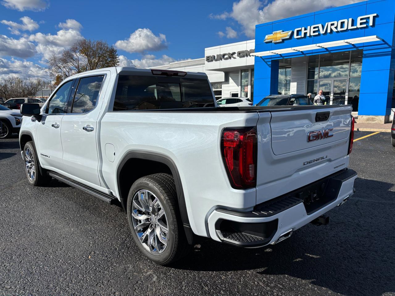 2026 GMC Sierra 1500 2026 GMC Sierra Denali 4WD Photo