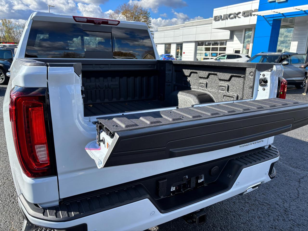 2026 GMC Sierra 1500 2026 GMC Sierra Denali 4WD Photo