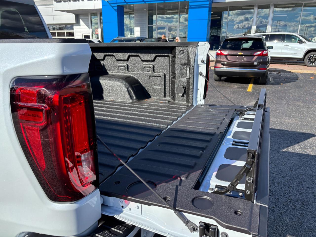 2026 GMC Sierra 1500 2026 GMC Sierra Denali 4WD Photo