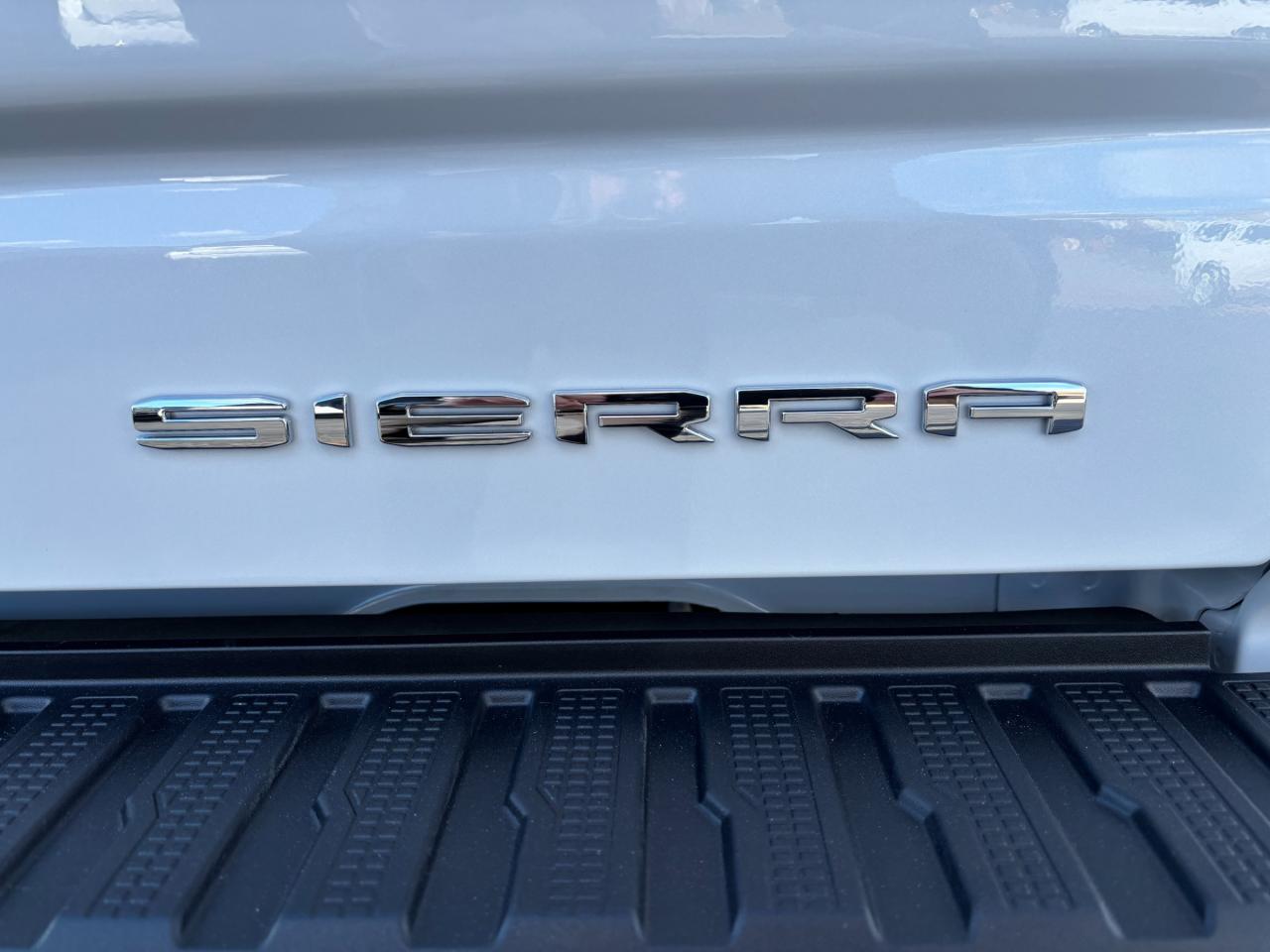 2026 GMC Sierra 1500 2026 GMC Sierra Denali 4WD Photo