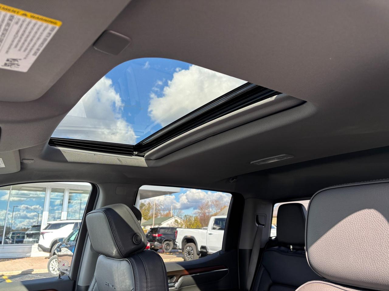 2026 GMC Sierra 1500 2026 GMC Sierra Denali 4WD Photo