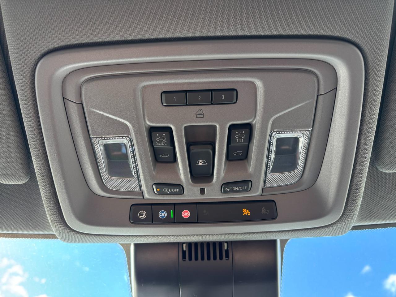 2026 GMC Sierra 1500 2026 GMC Sierra Denali 4WD Photo