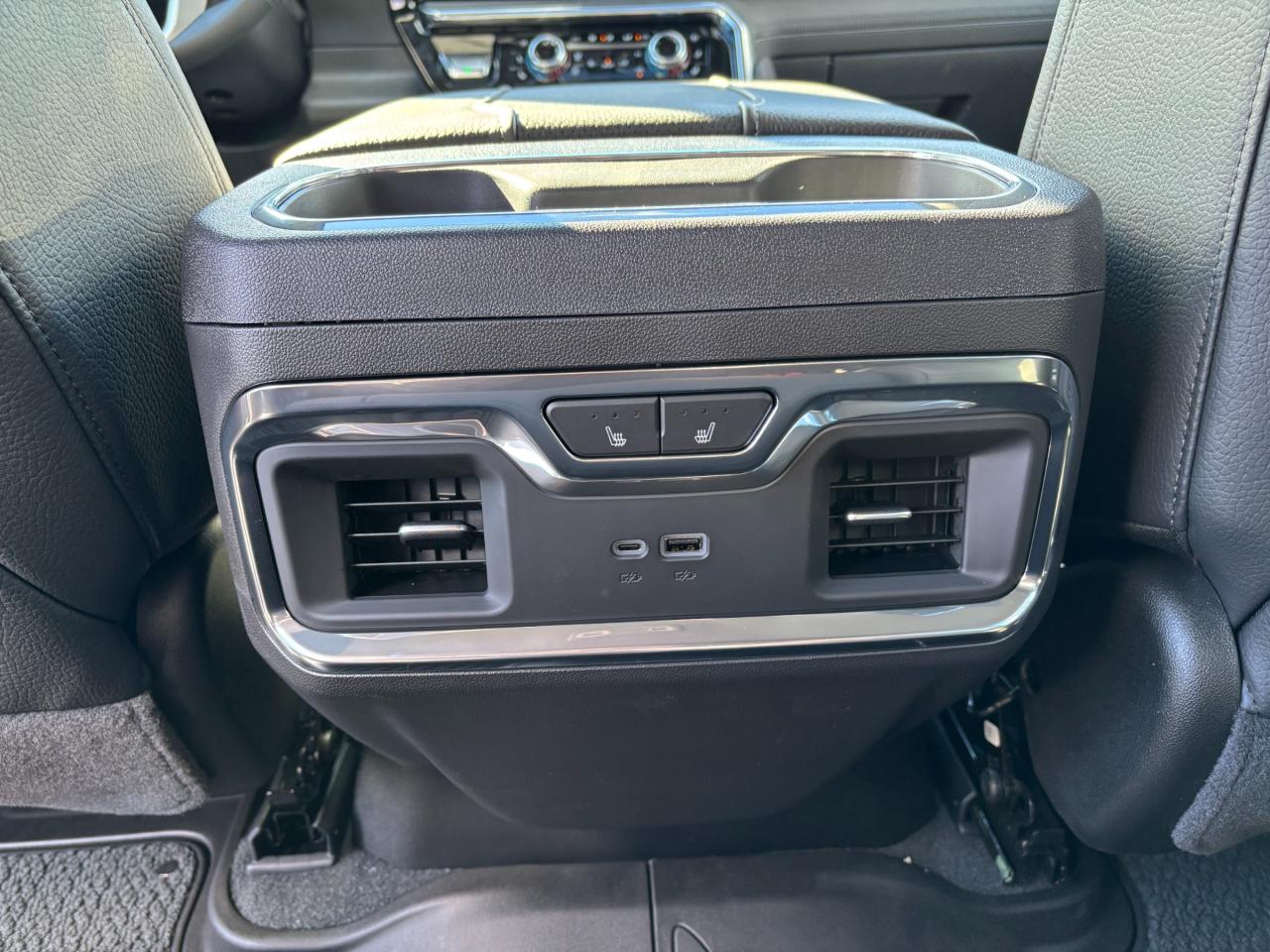 2026 GMC Sierra 1500 2026 GMC Sierra Denali 4WD Photo