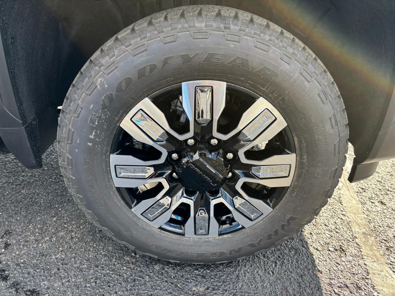 2026 GMC Sierra 2500 HD 2026 GMC Sierra Denali HD 4WD Photo