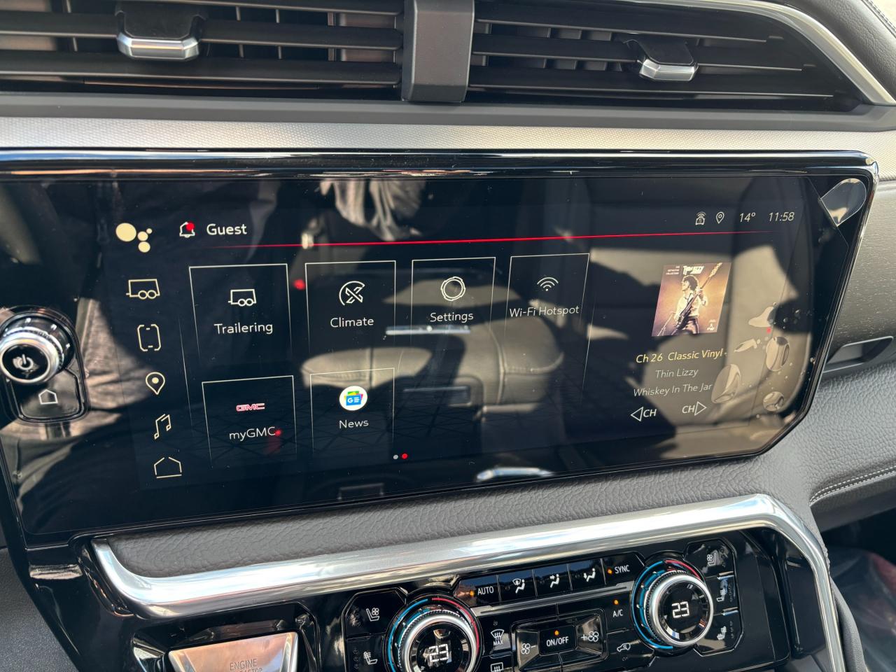 2026 GMC Sierra 2500 HD 2026 GMC Sierra Denali HD 4WD Photo