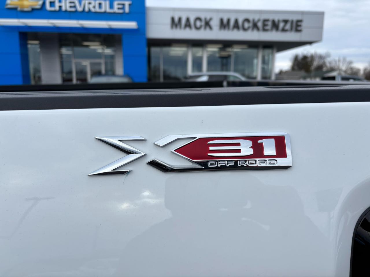 2026 GMC Sierra 3500 HD 2026 GMC Sierra 3500HD Pro Regular Cab 4WD Photo