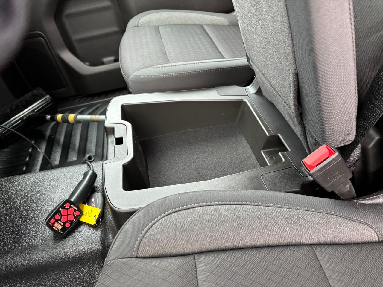 2026 GMC Sierra 3500 HD 2026 GMC Sierra 3500HD Pro Regular Cab 4WD Photo