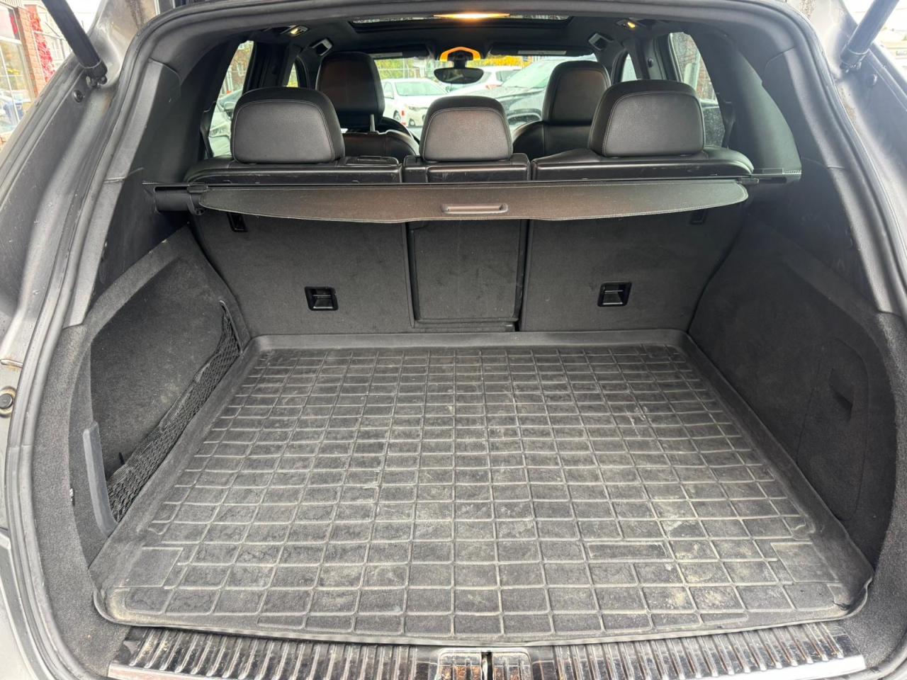 2012 Porsche Cayenne  - Photo #5