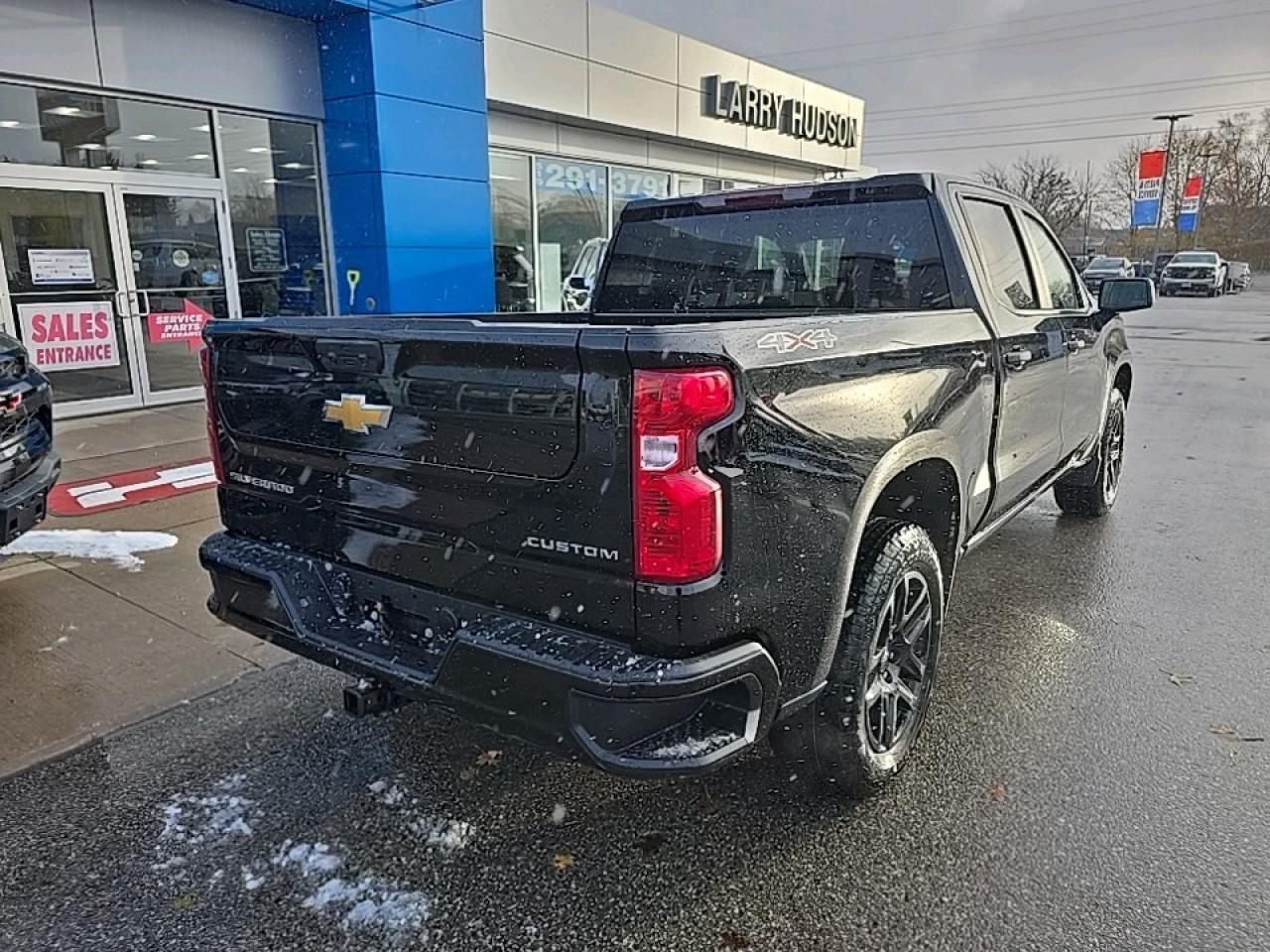 2026 Chevrolet Silverado 1500 Custom Photo2