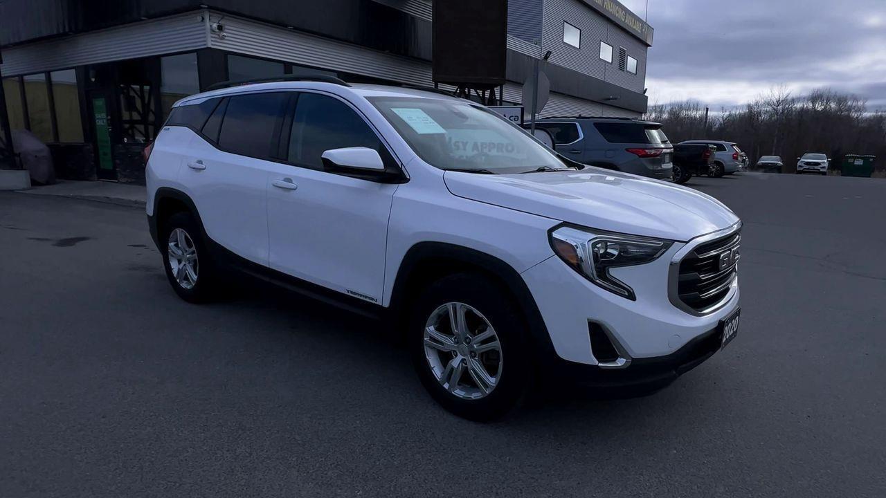 2020 GMC Terrain SLE AWD, HEATED FRONT SEATS, SIRIUS XM, CRUISE CONTROL, REMOTE START, BACK UP CAM!! Photo