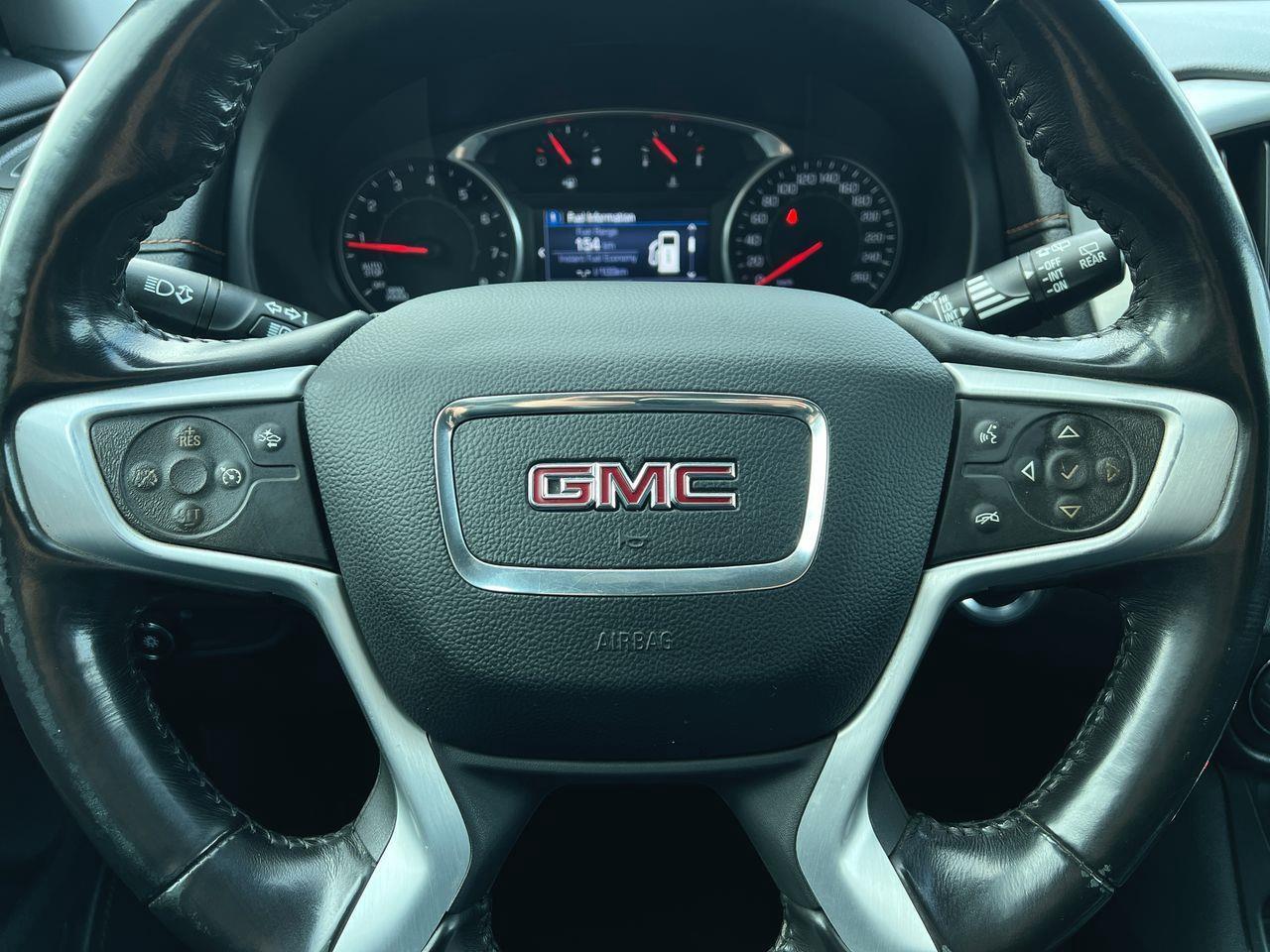 2020 GMC Terrain SLE AWD, HEATED FRONT SEATS, SIRIUS XM, CRUISE CONTROL, REMOTE START, BACK UP CAM!! Photo