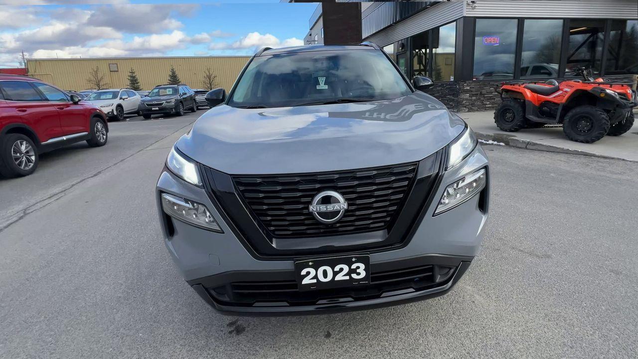 2023 Nissan Rogue SV Midnight Edition AWD, LEATHER HEATED SEATS, MOONROOF, SIRIUS XM, BACK UP CAM!! Photo2