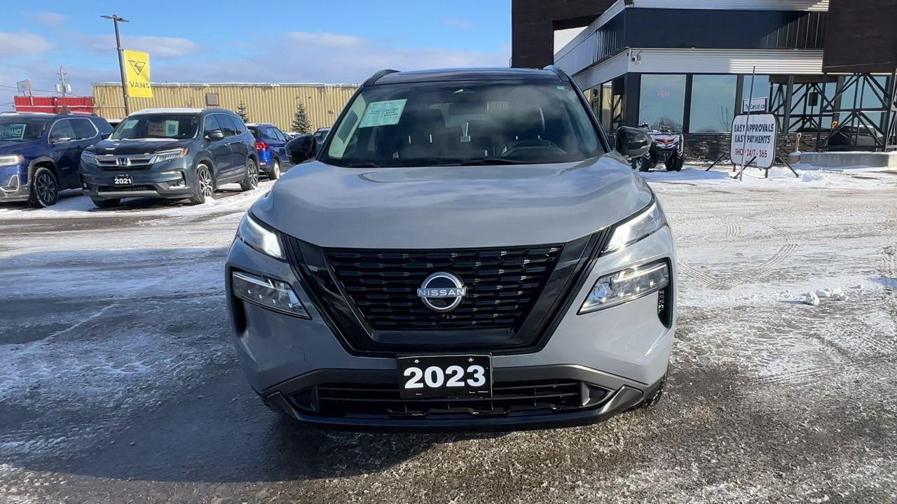 2023 Nissan Rogue SV Midnight Edition AWD, LEATHER HEATED SEATS, MOONROOF, SIRIUS XM, BACK UP CAM!! Photo