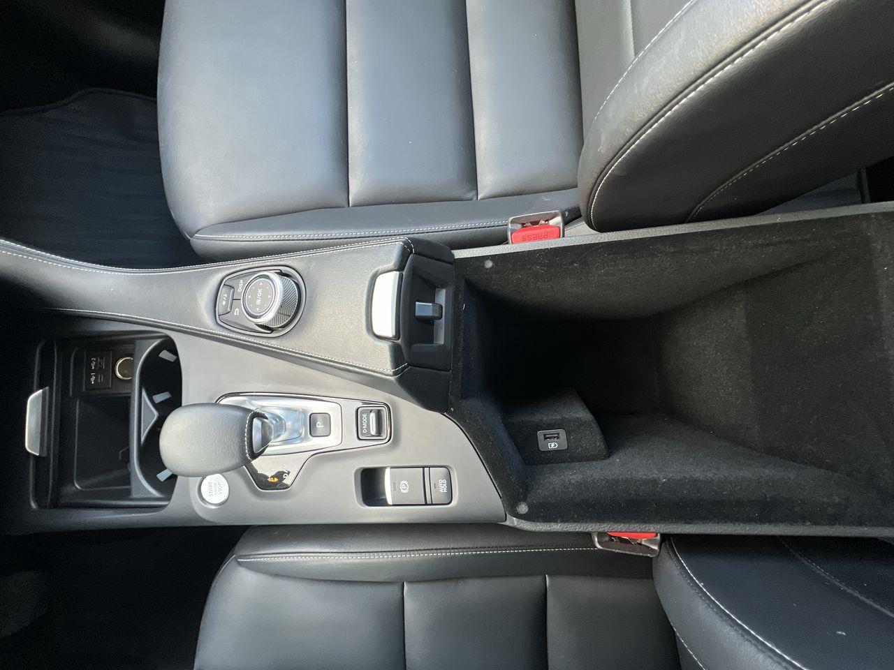 2021 Infiniti QX50 Luxe AWD, MOONROOF, HEATED LEATHER SEATS, POWER LIFTGATE, REMOTE START, BACK UP CAM, CRUISE CONTROL!! Photo