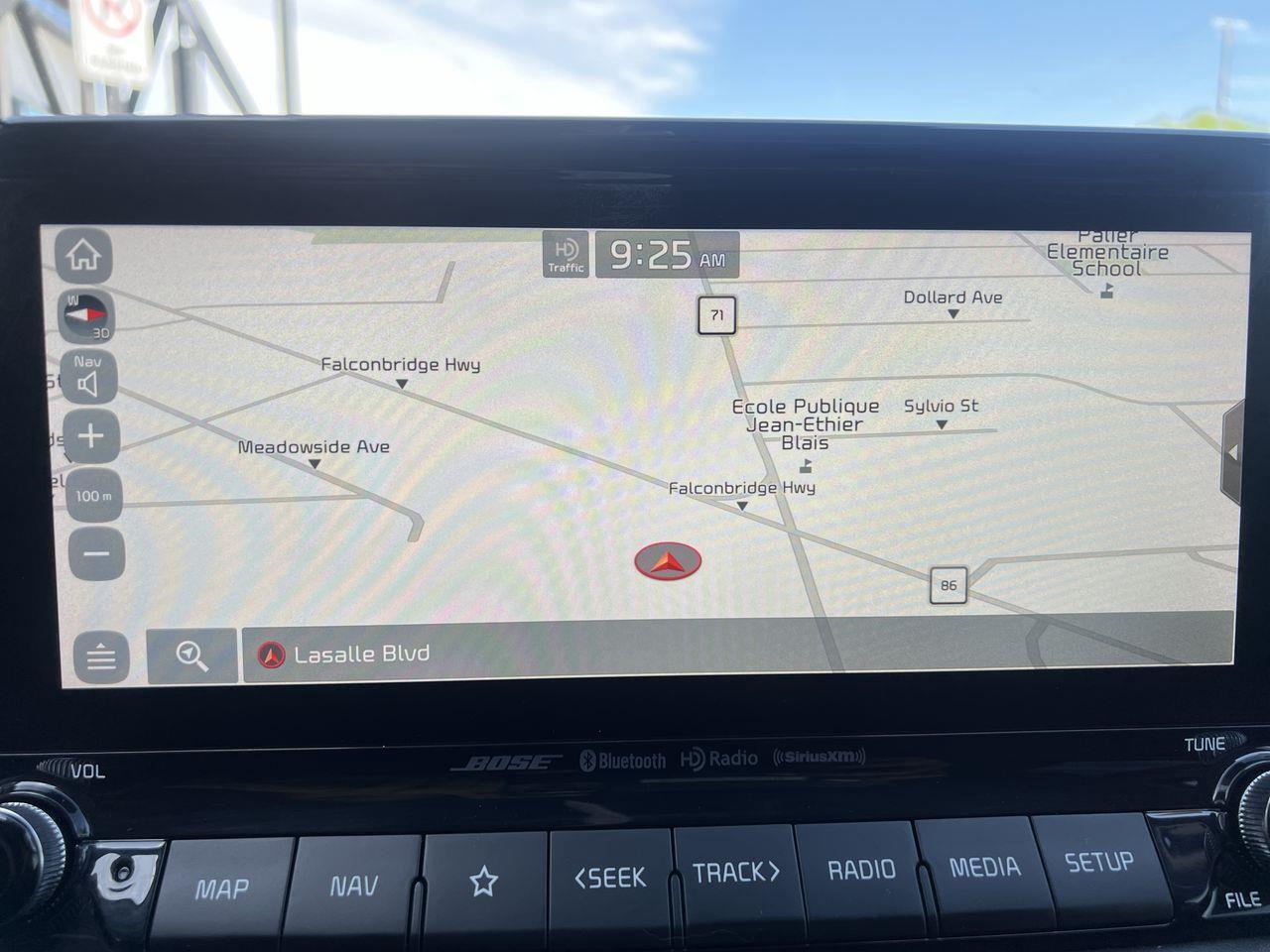 2021 Kia Seltos SX Turbo AWD, HEATED LEATHER SEATS, MOONROOF, NAV, SIRIUS XM, CRUISE CONTROL, BACK UP CAM!! Photo
