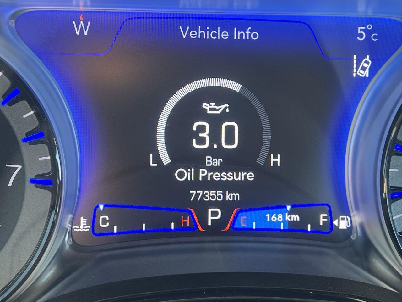 2023 Chrysler 300 Touring-L PREVIOUS DAILY RENTAL, LEATHER HEATED SEATS, NAV, SIRIUS XM, CRUISE CONTROL, BACK UP CAM!! Photo