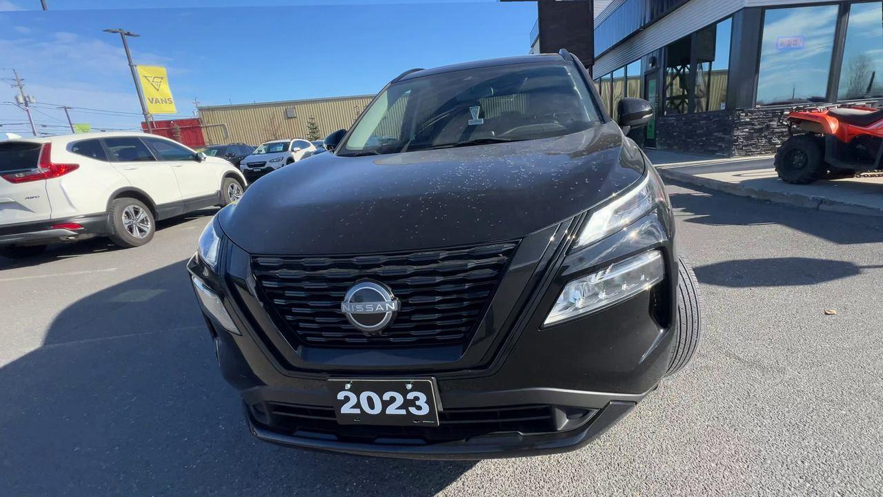 2023 Nissan Rogue SV Midnight Edition AWD, MOONROOF, HEATED LEATHER SEATS, MOONROOF, SIRIUS XM, REMOTE START, POWER LIFTGATE, BACK UP CAM! Photo2
